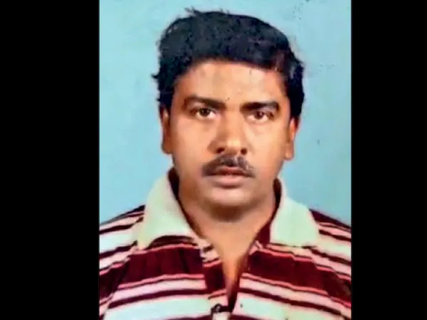 মাটিয়ায় &lsquo;প্রেমিকা&rsquo;র বাবাকে কুপিয়ে খুন, পাল্টা ভাঙচুর অভিযুক্তের বাড়ি