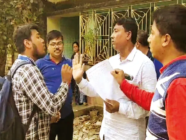 স্মার্ট ইলেকট্রিক মিটার বসাতে &lsquo;বাধা&rsquo;, উত্তেজনা মধ্যমগ্রামে