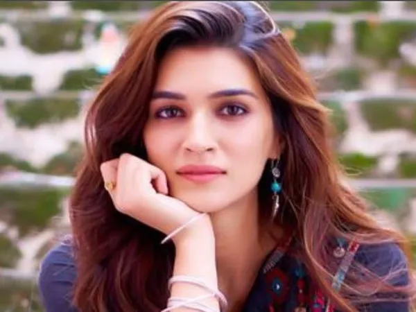 হরর কমেডিতে কৃতী