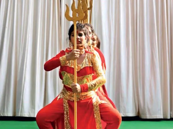সাহসিকতার পুরস্কার পেল আশা ভবন সেন্টারের রানি,&nbsp;বিশেষভাবে সক্ষম ছাত্রীর সাফল্যে গর্বিত দেশ
&nbsp;