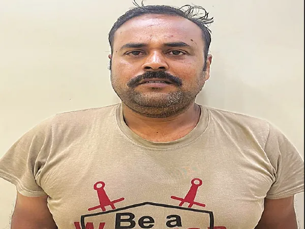 শিশুর অন্ন জোগাতে এটিএম জালিয়াতি চাকরিহারা বঙ্কিমের