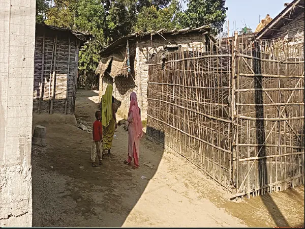 তথ্য চেয়ে চিঠি হাওড়া সাইবার থানার, রামগঞ্জ-অমলঝাড়িতে ভয়ে ঘরছাড়া অনেকে