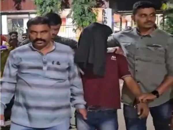 মহারাষ্ট্রে খেলার ছলে তিন বছরের ভাগ্নিকে সপাটে চড়, মৃত শিশু, গ্রেপ্তার মামা