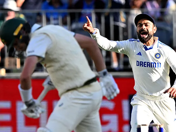 পার্থ টেস্টে ১৫০ রানে অলআউট হয়েও চালকের আসনে ভারতই