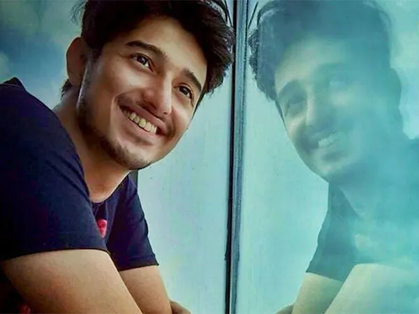 আরিয়ানের অন্য উড়ান