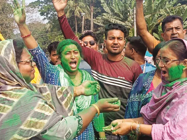 হাড়োয়ায় রাউন্ড বৃদ্ধির সঙ্গেই পাল্লা দিয়ে বেড়েছে জয়ের মার্জিন, উচ্ছ্বাস