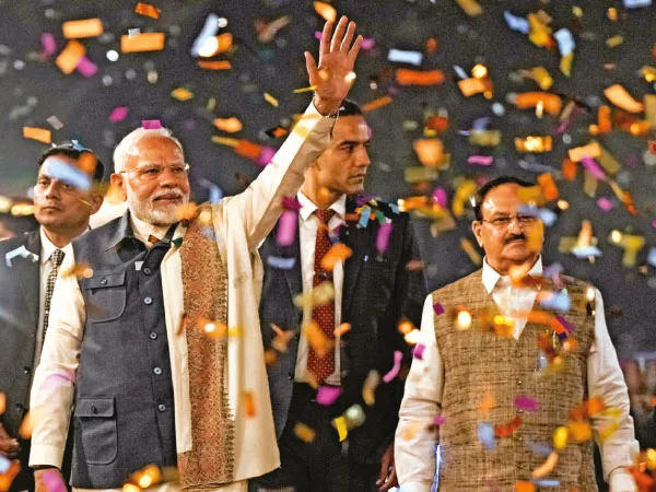 কংগ্রেসকে দুষে মোদির মুখে শুধুই মহারাষ্ট্র জয়