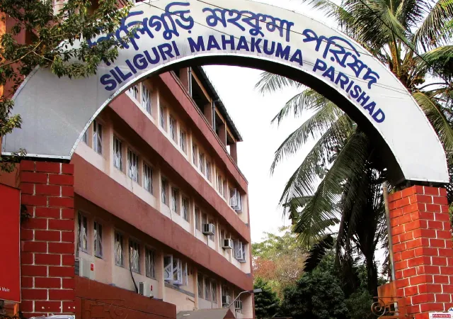 নয়া বছরে মহকুমা পরিষদে বসতে চলেছে সোলার প্যানেল, চলবে এসি-কম্পিউটার