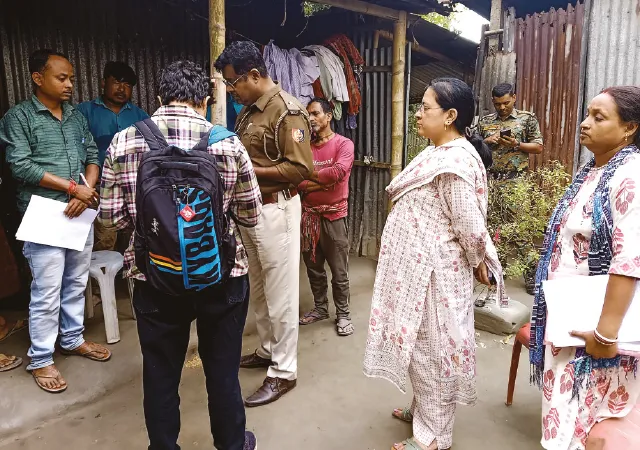 দশ দিনে ৫০ হাজার বাড়িতে সমীক্ষক দলকে যাওয়ার নির্দেশ দিলেন বিডিও