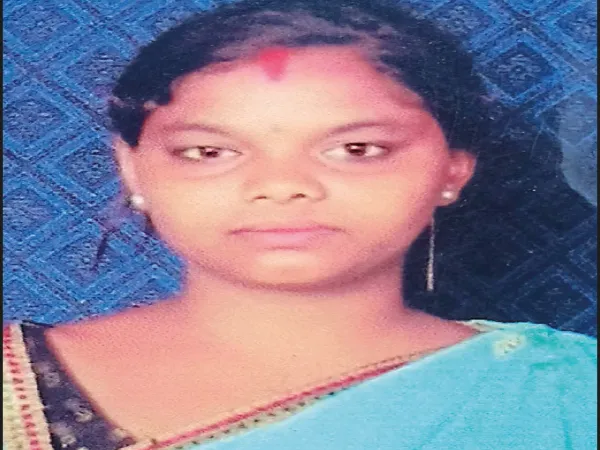 পরকীয়া সন্দেহে স্ত্রীকে কুপিয়ে খুন, ধৃত স্বামী