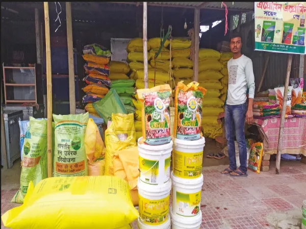 উত্তর দিনাজপুরের সার যাচ্ছে বিহারে, সঙ্কট বাড়ার আশঙ্কায় নজরদারি কৃষিদপ্তরের