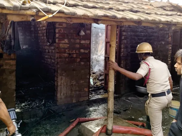 চাঁচলে শীতে অগ্নিকাণ্ড কমাতে উদ্যোগী দমকল