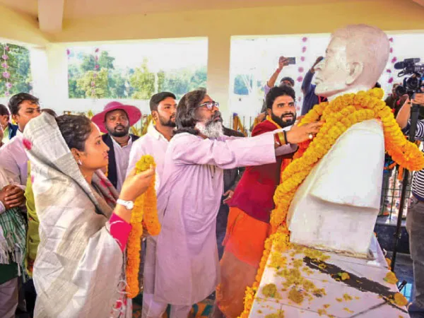 আজ হেমন্ত সোরেনের শপথগ্রহণ, থাকবেন মমতা সহ এক ঝাঁক বিরোধী নেতা