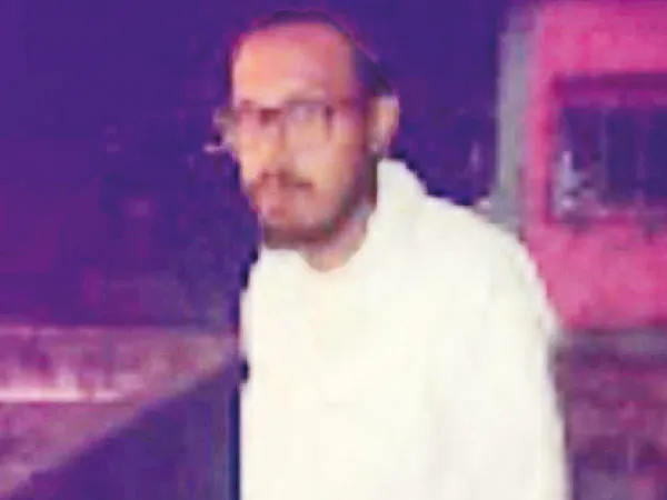 প্রকাশ্য রাস্তায় স্ত্রীর গায়ে কেরোসিন ছিটিয়ে আগুন, ধৃত অভিযুক্ত স্বামী,&nbsp;বেলঘরিয়ায় তীব্র চাঞ্চল্য
