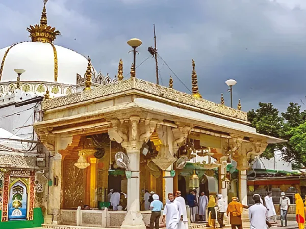 এবার আজমির! ফল কিন্তু ভয়াবহ
শান্তনু দত্তগুপ্ত