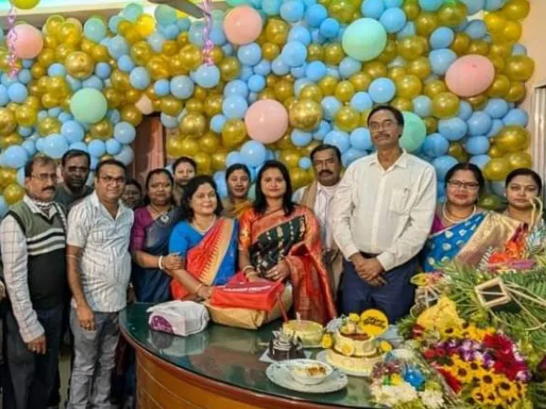 পঞ্চায়েত সমিতির সভাপতির&nbsp;জন্মদিন পালন দপ্তরে, বিতর্ক