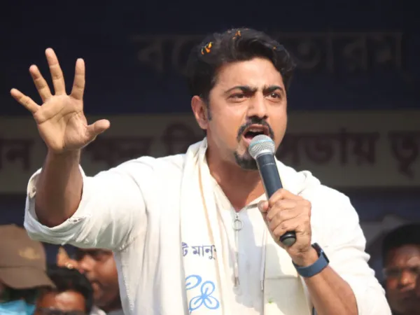 প্রবীণদের জীবন বিমার প্রিমিয়াম এত বেশি কেন? সংসদে প্রশ্ন তুললেন দেব