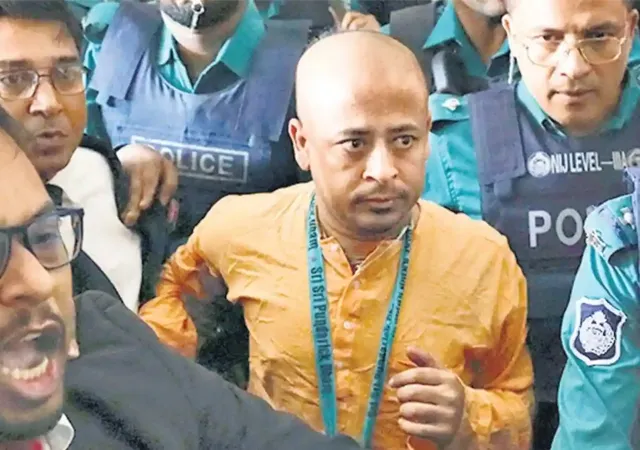 অনুপস্থিত আইনজীবী! জামিন পেলেন না সন্ন্যাসী চিন্ময়কৃষ্ণ দাস, আপাতত থাকতে হবে জেলেই
