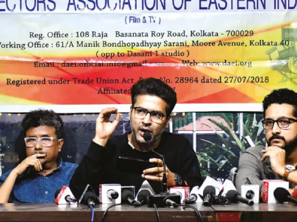 আইনি পথে পরিচালকরা