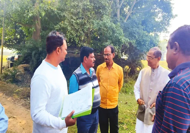 তারাশঙ্করের হাঁসুলি বাঁক ঘিরে পর্যটনকেন্দ্র পরিদর্শনে লাভপুরের বিডিও, খুশি এলাকাবাসী