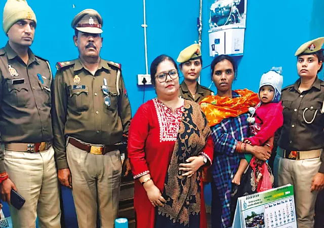 জেলা প্রশাসনের উদ্যোগে ১৫ বছর পর কেশিয়াড়ির বাড়িতে ফিরে এলেন গৃহবধূ