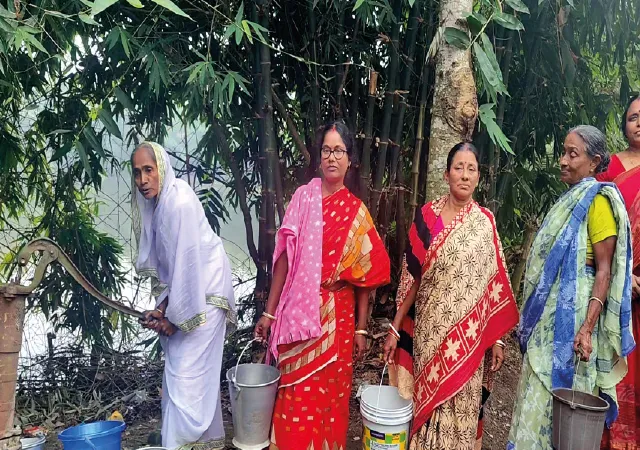 ঘাটালে বিদ্যুৎ বিলের টাকা বাকি, বন্ধ সজলধারা প্রকল্প, কুরান গ্রমে মিলছে না জল