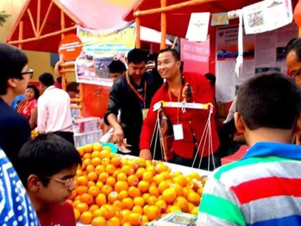 কমলার ডালি নিয়ে অতিথি বরণে আজ কলকাতায় হাজির হচ্ছেন পাহাড়িয়ারা