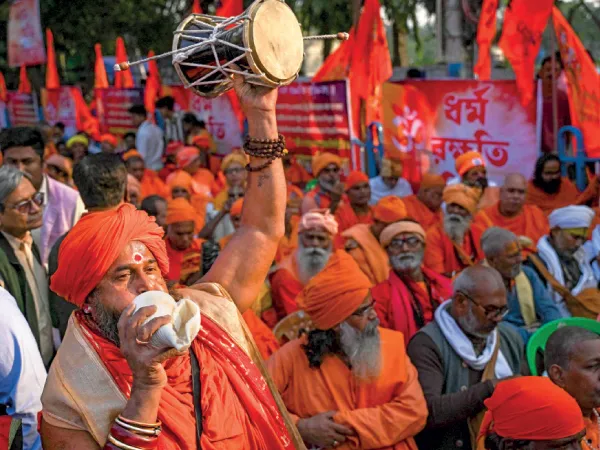 মুজিবের ভিটেয় তালিবানি ফতোয়া , বাংলাদেশে বাজারে যেতে পারবেন না মহিলারা
