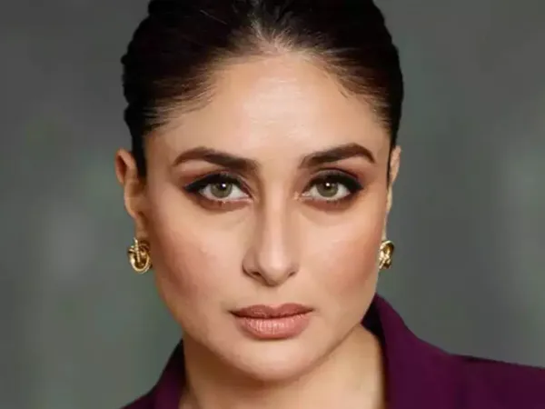 ফ্যাশনেবল করিনা
