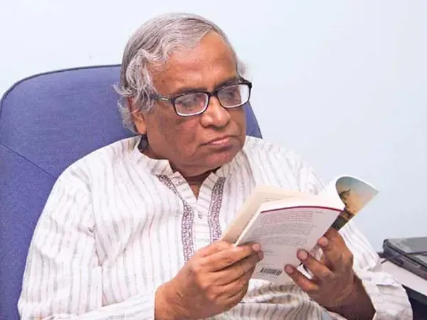 ছাত্র-ছাত্রীদের বিক্ষোভ, চাপের মুখে পদত্যাগ চট্টগ্রাম বিশ্ববিদ্যালয়ের উপাচার্যের