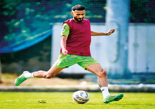 লড়াকু ফুটবলই ভরসা মোহন বাগানের