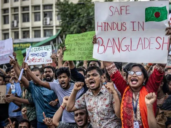 অবৈধভাবে বসবাসকারী বিদেশি নাগরিকদের সতর্ক করল বাংলাদেশের স্বরাষ্ট্রমন্ত্রক, জারি বিজ্ঞপ্তি