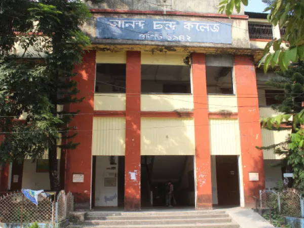 জট অব্যাহত, প্রিন্সিপালের বিরুদ্ধে থানায় অভিযোগ কলেজ কর্তৃপক্ষের