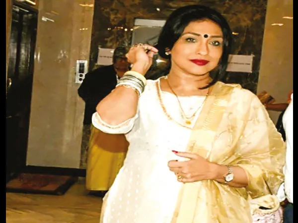 কলকাতা চলচ্চিত্র উৎসবের নানা মুহূর্ত:&nbsp;&lsquo;রক্ষাকর্তা&rsquo; ঋতুপর্ণা