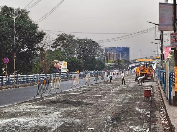 উল্টোডাঙার ওল্ড দুর্গাপুর উড়ালপুলের সংস্কার শুরু