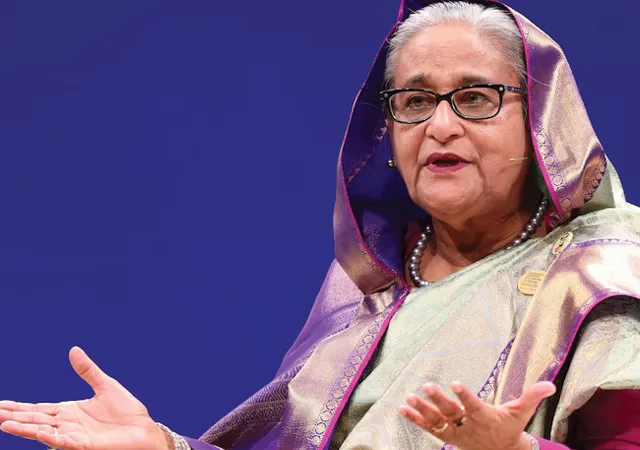 শেখ হাসিনা ও তাঁর বোন রেহানার ব্যাঙ্ক অ্যাকাউন্টের সমস্ত তথ্য তলব