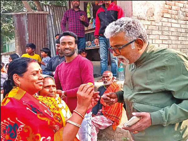 ৩৩ বছর পর নিকাশি নালা তৈরির কাজ শুরু ইংলিশবাজারের ২৩ নম্বর ওয়ার্ডে