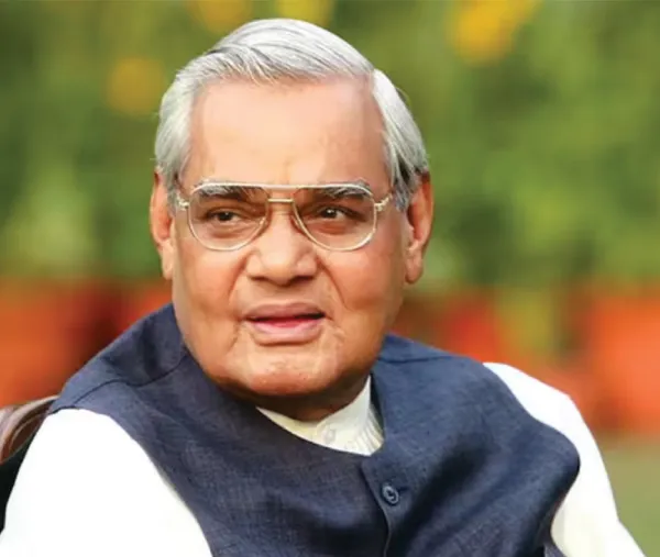 আধুনিক ভারতের স্থপতি, দূরদর্শী রাষ্ট্রনায়ক
নরেন্দ্র মোদি
