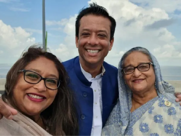 বিচারের নামে প্রহসন চালাচ্ছেন ইউনুস, আক্রমণ হাসিনা-পুত্রের