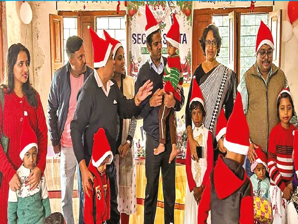 কৃষ্ণনগর মহকুমার আইসিডিএস কেন্দ্রগুলিতে পালিত &lsquo;সিক্রেট সান্তা&rsquo;