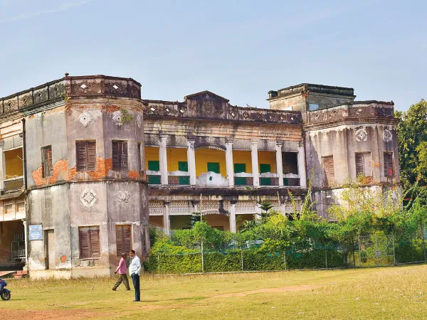 সাড়ে তিনশো বছর পর মানুষের জন্য&nbsp; খুলল চিল্কিগড় রাজবাড়ির অন্দরমহল