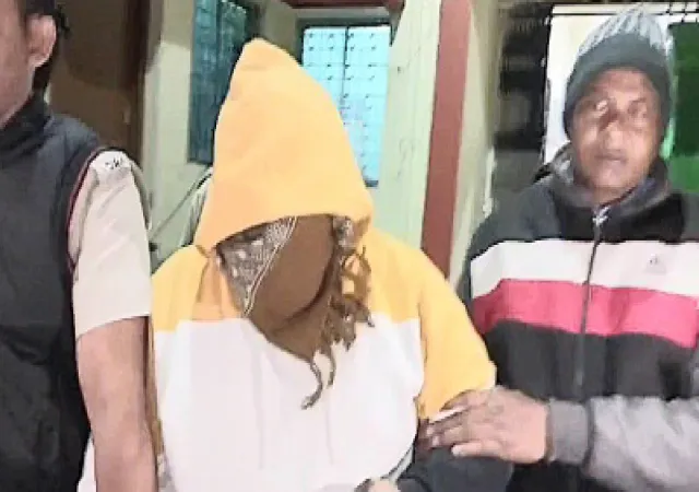 আত্মসমর্পণ করলেন কলকাতার যুবতীকে ধর্ষণে অভিযুক্ত ডাক্তার