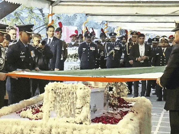 বিদায় প্রাক্তন প্রধানমন্ত্রী মনমোহন সিং! দিল্লিতে পূর্ণ রাষ্ট্রীয় মর্যাদায় শেষকৃত্য সম্পন্ন