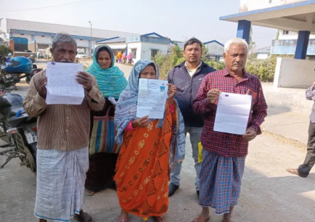 ক্রয়কেন্দ্রে বেশি ধান নেওয়ার অভিযোগ