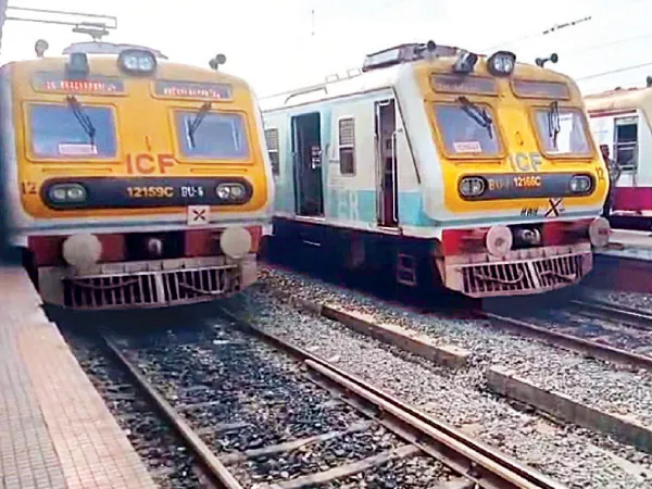 হাওড়া ও শিয়ালদহ লাইনে নতুন বছরেই যাত্রীবান্ধব ট্রেন পরিষেবা