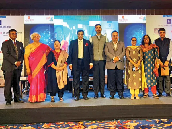 ১.৫ লক্ষ কোটির বিনিয়োগ স্বাস্থ্যে!