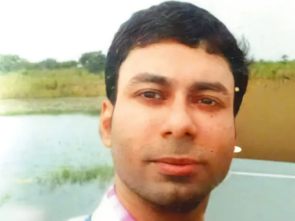 সিউড়িতে বর্ষবরণের রাতে বিস্ফোরণে যুবকের মৃত্যু, মোবাইল, ল্যাপটপ উদ্ধার