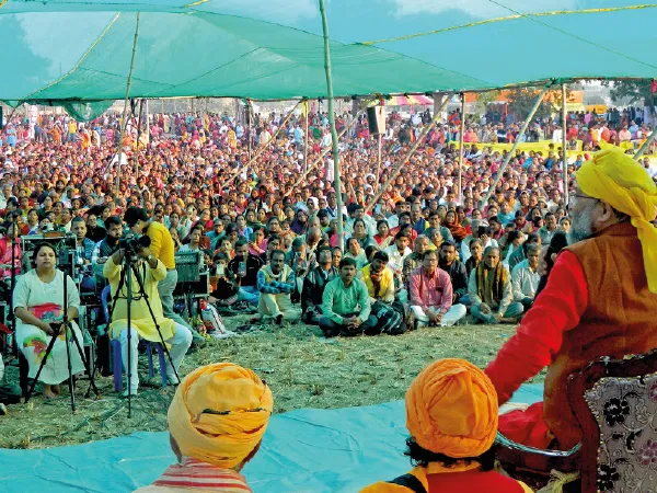 মহামিলন উৎসবে বর্ধমানের স্বামী দেবানন্দ আশ্রমে ভক্তদের ঢল