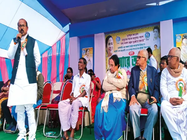 সবংয়ে তৃণমূলের প্রতিষ্ঠা দিবসের অনুষ্ঠানে মন্ত্রী মানস