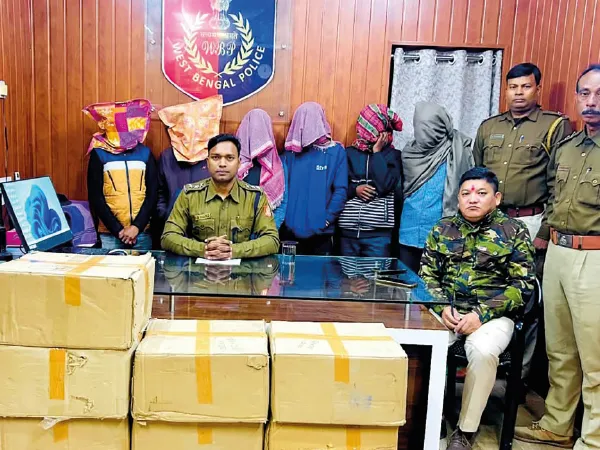 ২০ হাজার ৭২৫টি অ্যাম্পুল সহ ধৃত ৬,&nbsp;বাংলাদেশে পাচারের ছক